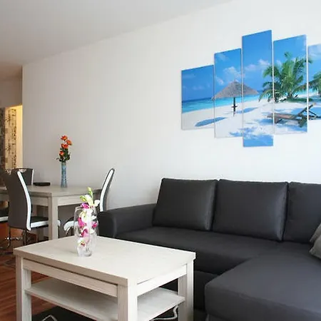 Spacious Flat *